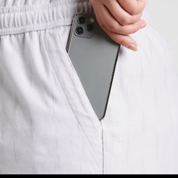 Athleta Women's Farallon Printed Romper, Spliced Magic Veil Grey Size 2XL. - Picture 3 of 9